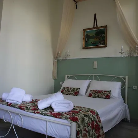 Konukevi Fiera Ermoupoli