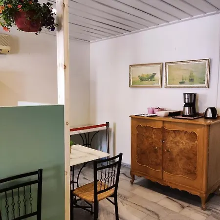 Πανσιόν Fiera 3*