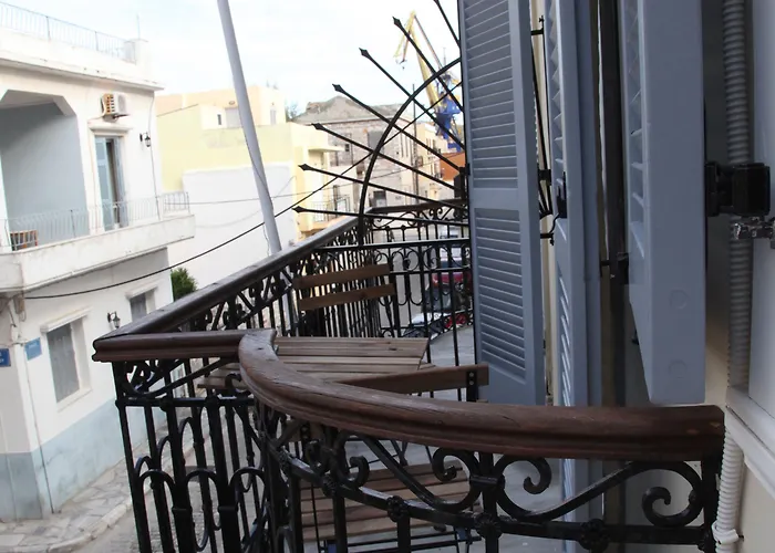 Fiera 게스트하우스 에르무폴리